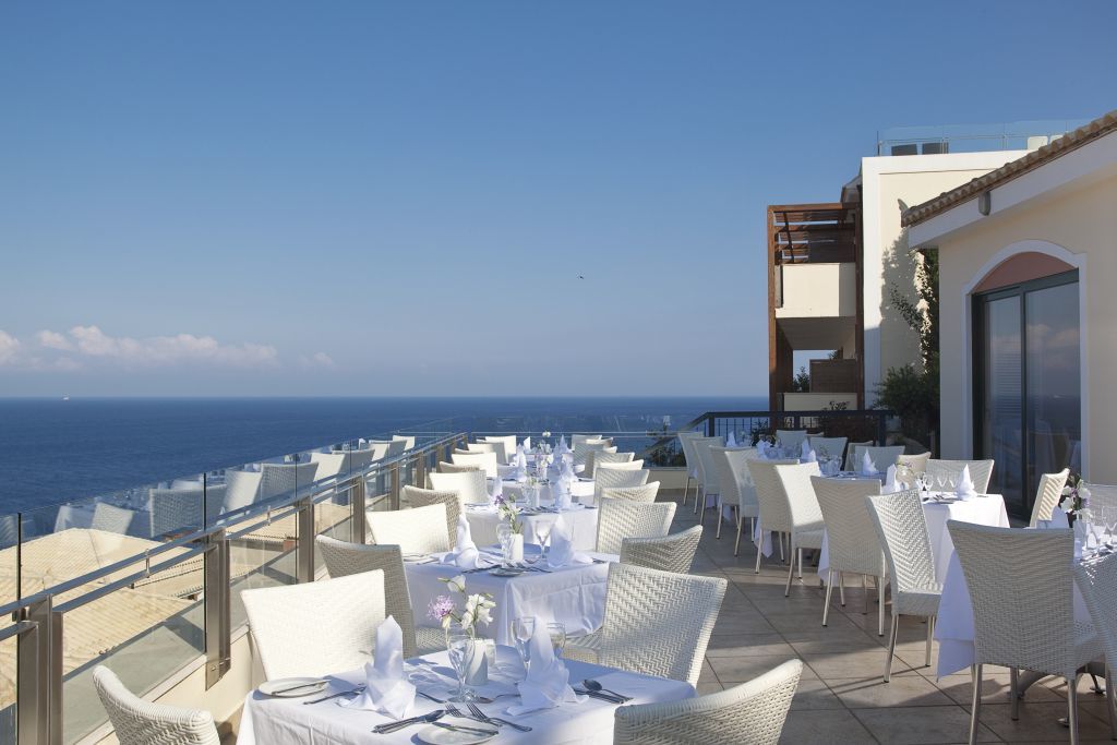 Rezort Louis Apostolata Island Eleios-Pronnoi